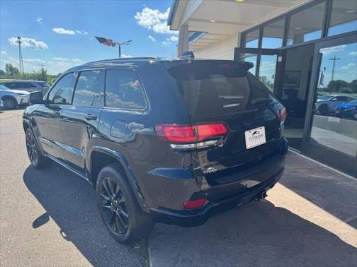 2017 Jeep Grand Cherokee Altitude