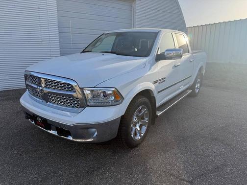 Bright White Clearcoat 2013 RAM 1500 Laramie