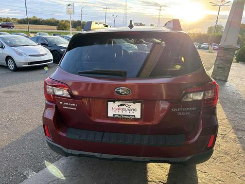 Venetian Red Pearl 2017 Subaru Outback 3.6R Limited