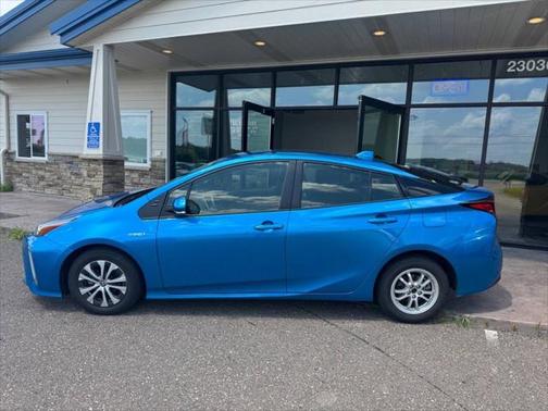 2021 Toyota Prius XLE