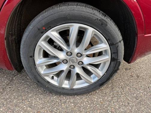 Chili Red Metallic 2019 Buick Envision Premium II