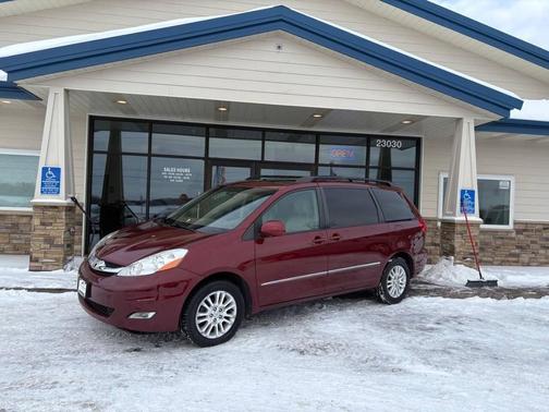 2008 Toyota Sienna XLE Limited
