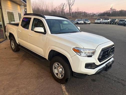 2022 Toyota Tacoma SR