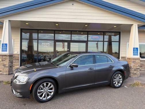 2015 Chrysler 300 Limited