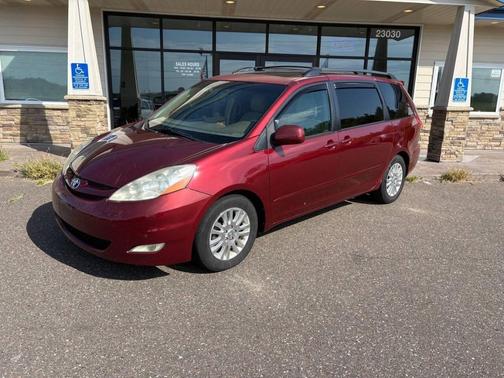 2009 Toyota Sienna XLE