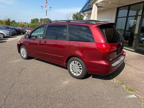 2009 Toyota Sienna XLE