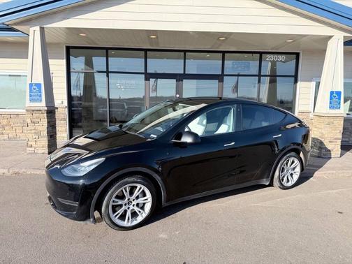 2021 Tesla Model Y Long Range Dual Motor All-Wheel Drive