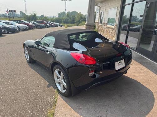 2006 Pontiac Solstice Base 2dr Convertible