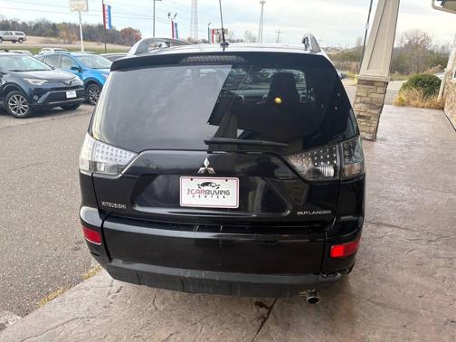 2009 Mitsubishi Outlander SE