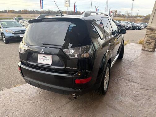 2009 Mitsubishi Outlander SE