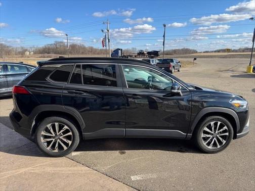2022 Toyota Corolla Cross XLE