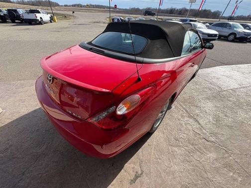 Absolutely Red 2004 Toyota Camry Solara SLE V6