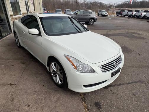 2009 INFINITI G37 Journey