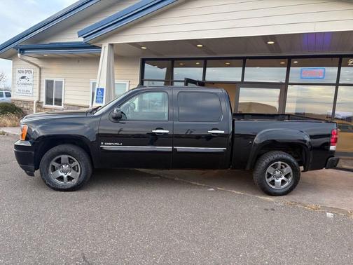 2008 GMC Sierra 1500 Denali Crew Cab