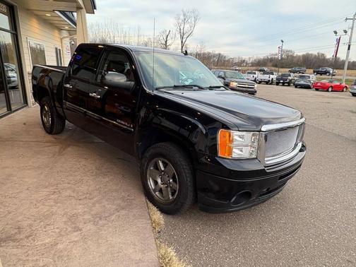 2008 GMC Sierra 1500 Denali Crew Cab