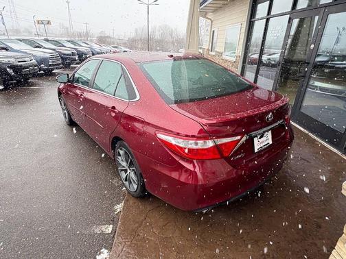 2016 Toyota Camry XSE