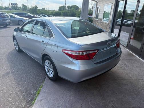 Celestial Silver Metallic 2015 Toyota Camry LE