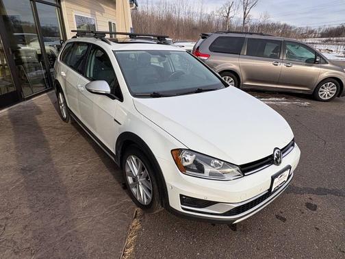 2017 Volkswagen Golf Alltrack TSI SEL