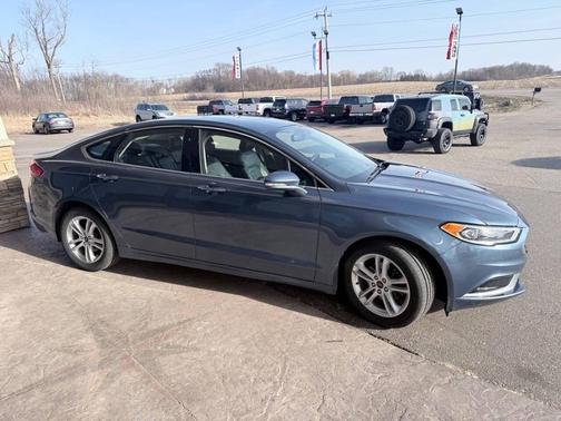 Blue 2018 Ford Fusion SE