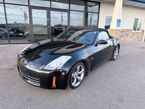 Magnetic Black 2008 Nissan 350Z Grand Touring