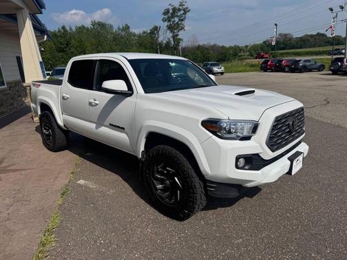 2022 Toyota Tacoma TRD Sport
