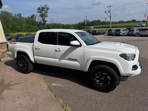2022 Toyota Tacoma TRD Sport