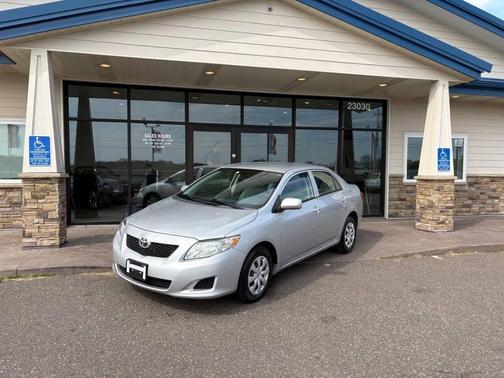 Classic Silver Metallic 2010 Toyota Corolla LE