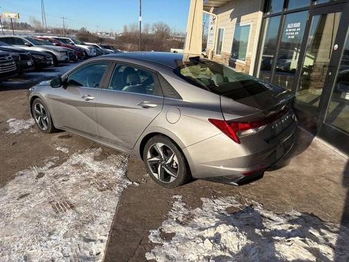 2023 Hyundai ELANTRA HEV Limited