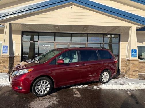 2015 Toyota Sienna XLE