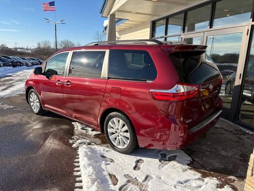 2015 Toyota Sienna XLE