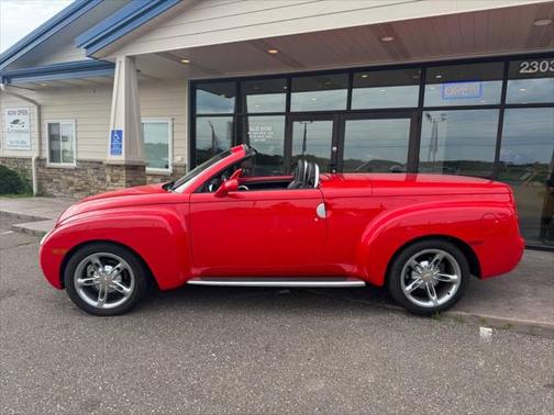 2005 Chevrolet SSR LS 2dr Regular Cab Convertible Rwd SB