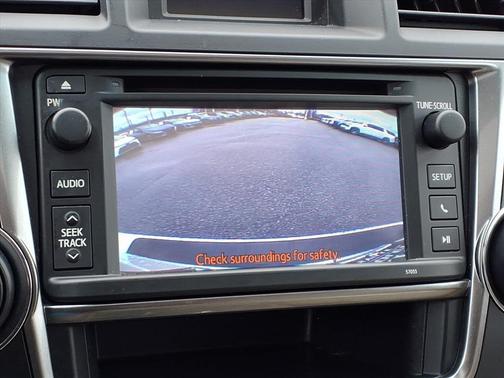 2013 Toyota Highlander SE