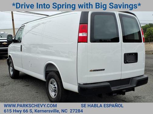 Summit White 2026 Chevrolet Express 2500 Work Van