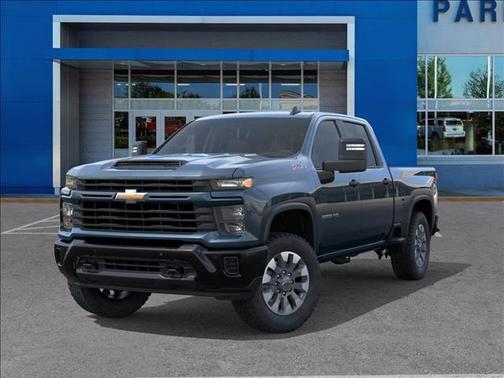 2026 Chevrolet Silverado 2500 Custom