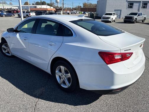 2024 Chevrolet Malibu FWD 1LT