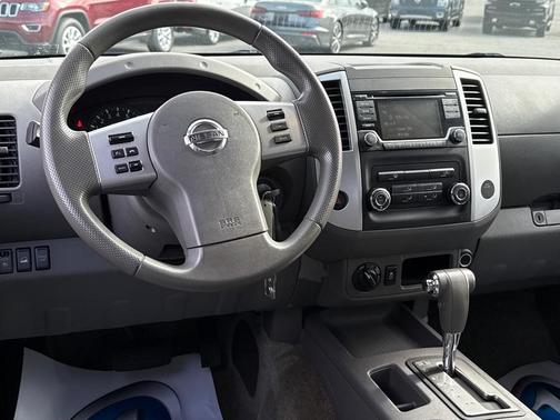 2015 Nissan Frontier SV