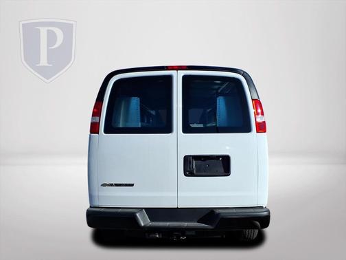 2025 Chevrolet Express 2500 RWD 2500 Extended Wheelbase WT