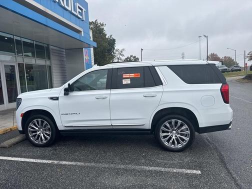 2023 GMC Yukon Denali