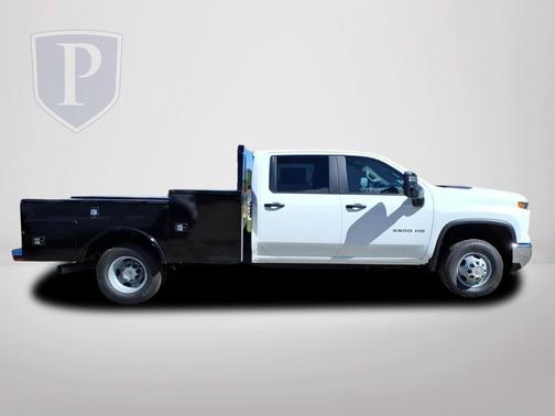 2025 Chevrolet Silverado 3500 WT