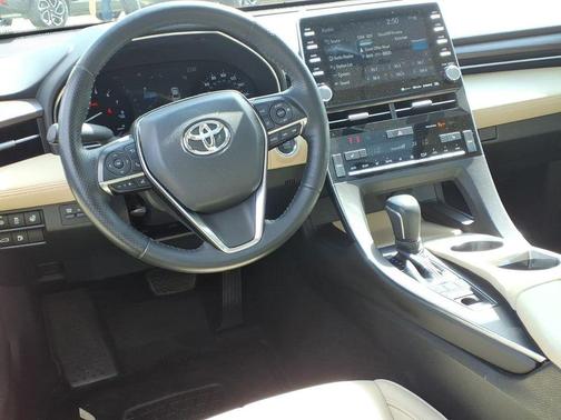 Wind Chill Pearl 2021 Toyota Avalon XLE