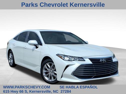 Wind Chill Pearl 2021 Toyota Avalon XLE