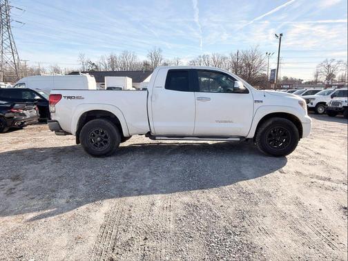 2010 Toyota Tundra Grade