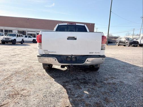 2010 Toyota Tundra Grade