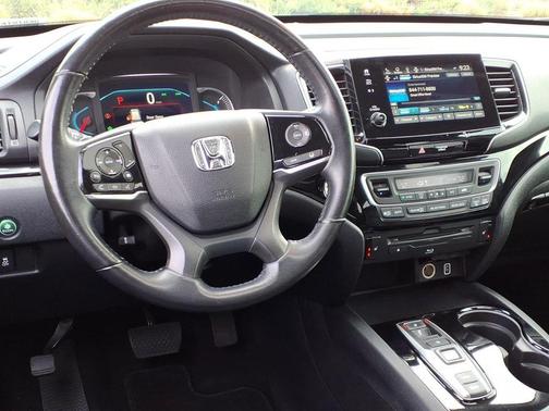 Modern Steel Metallic 2020 Honda Pilot Touring 8-Passenger