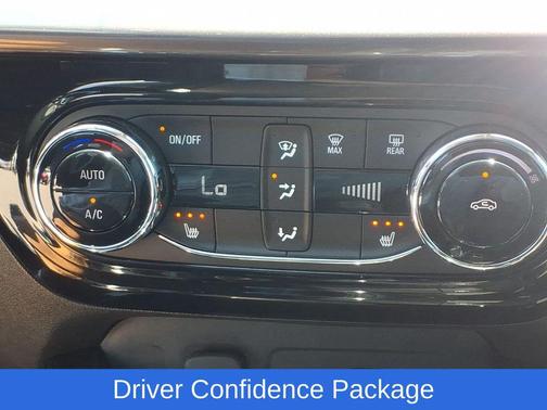 Mosaic Black Metallic 2025 Chevrolet Trax FWD ACTIV