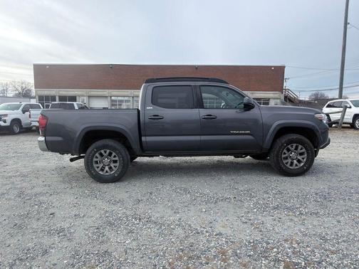 2019 Toyota Tacoma SR5