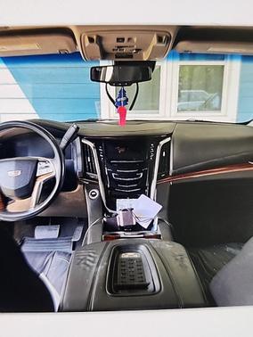 2015 Cadillac Escalade Luxury