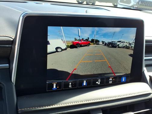 2023 GMC Yukon XL 4WD AT4