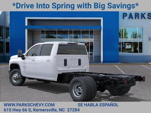 Summit White 2026 Chevrolet Silverado 3500 WT