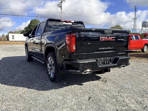 2025 GMC Sierra 1500 Denali